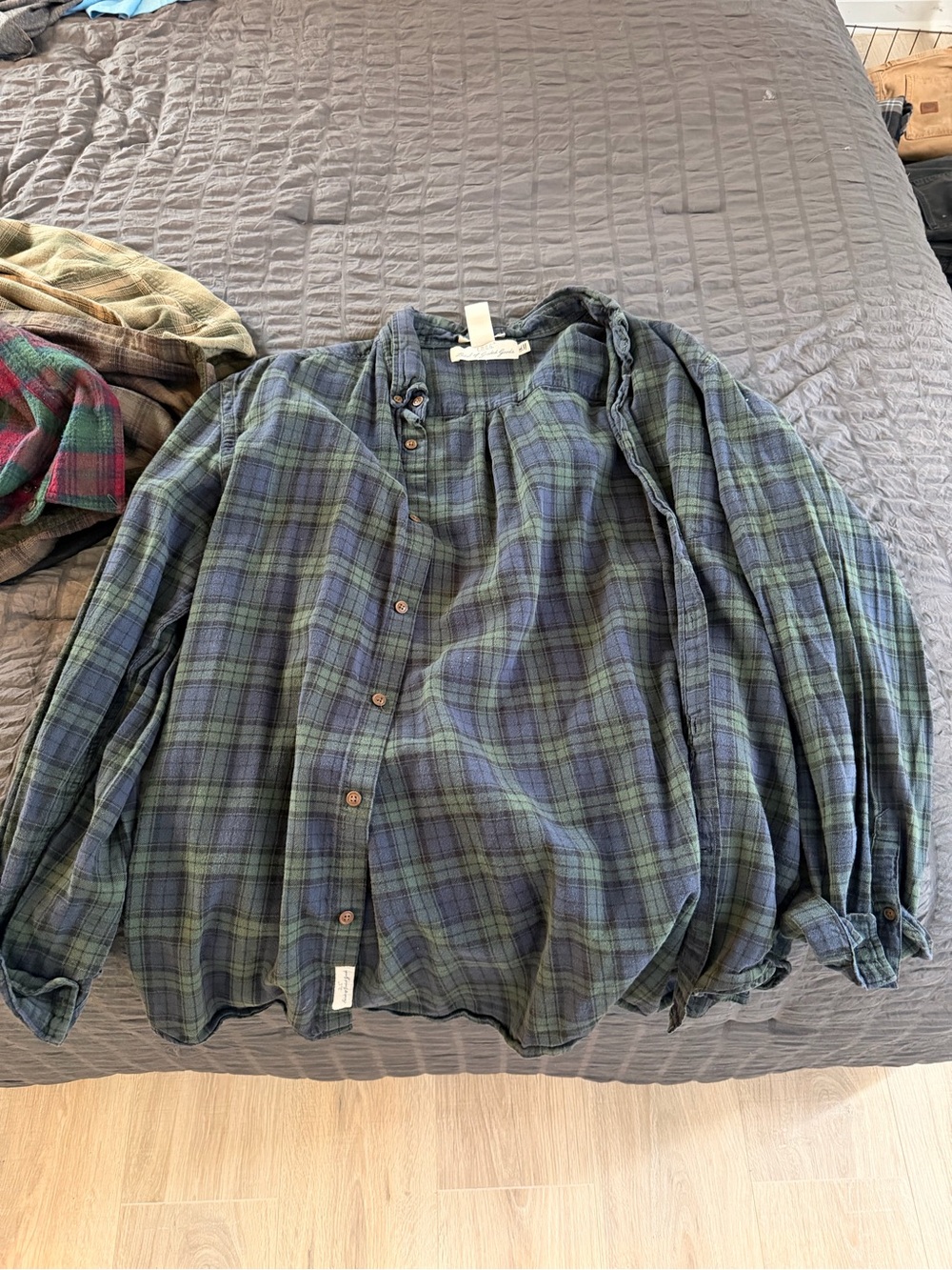H&M Green and Blue Plaid Button-Down Shirt